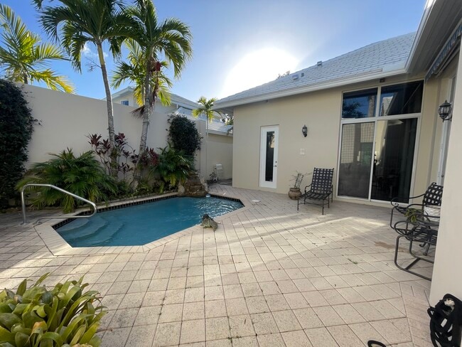 17323 Bermuda Village Dr
