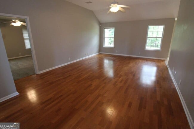 Photo - 150 Lake Manor Dr