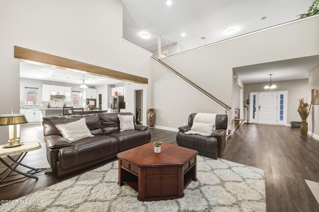 Photo - 213 E Peck Blvd