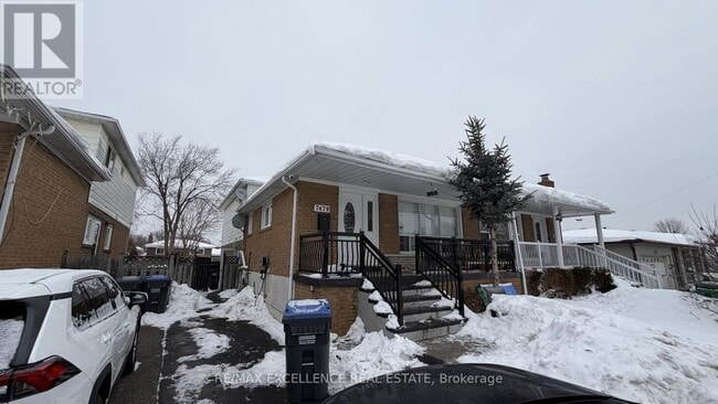 Photo - 7479 Pickfair Dr