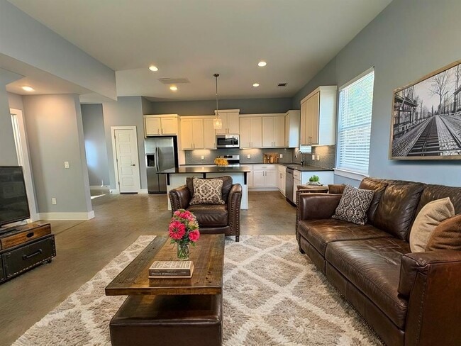 Photo - 6201 Felix Ave