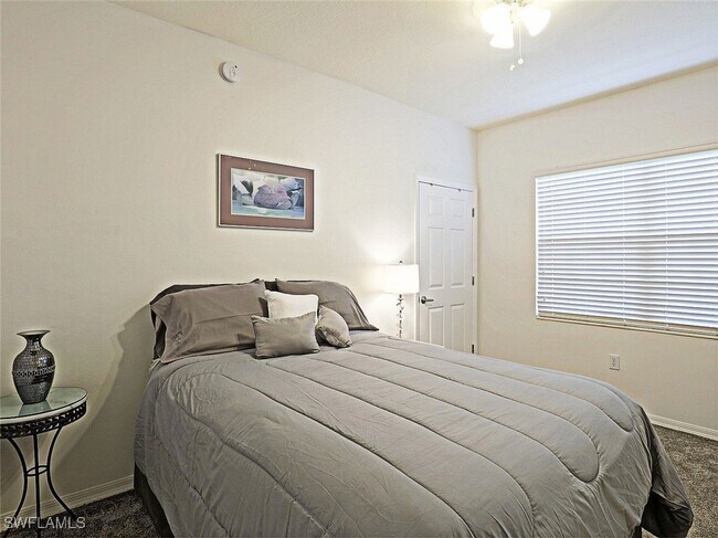 Photo - 15645 Ocean Walk Circle Unidad 116
