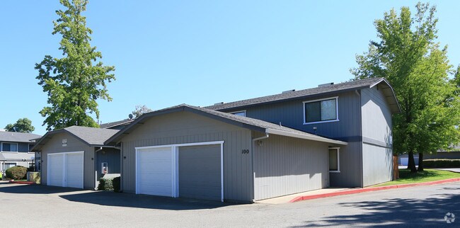 Photo - Oakwood Townhomes