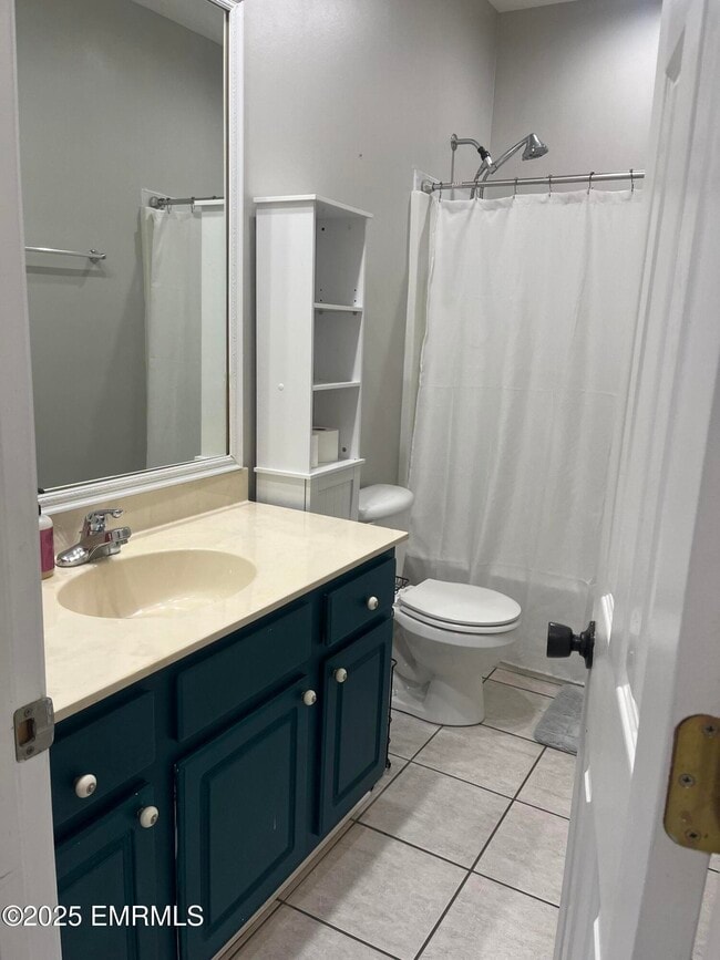 Photo - 391 Makenzie Ln