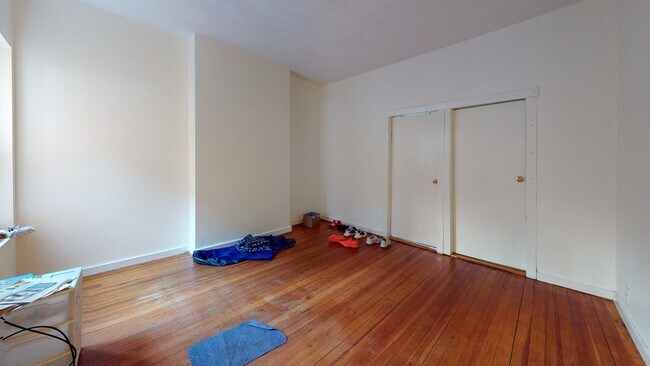 Photo - 11 Forbes St