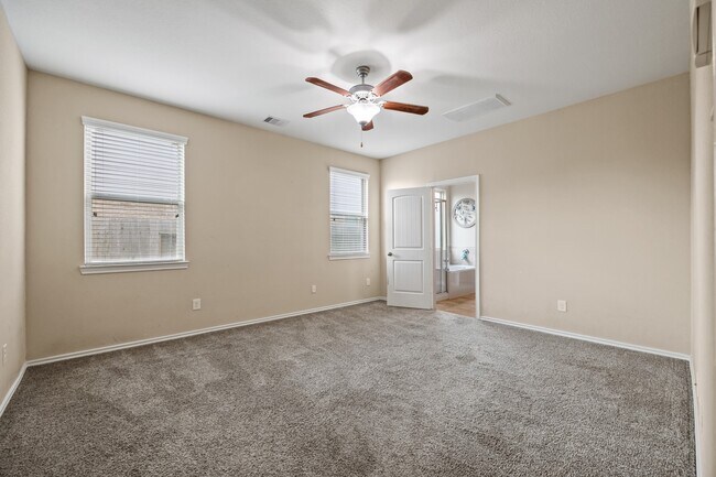 Photo - 4310 Laine Ln