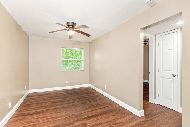 002 - Living Room