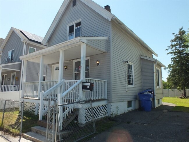 Photo - 241 Tyler St