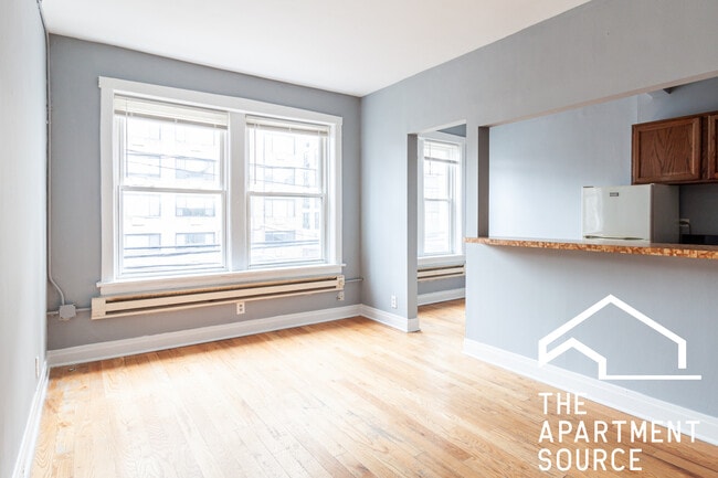 Photo - 511 W Melrose St Unit 316