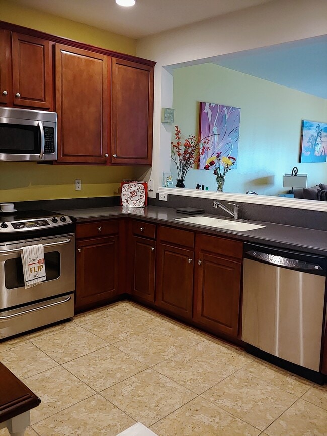 Building Photo - 6963 Woody Vine Dr