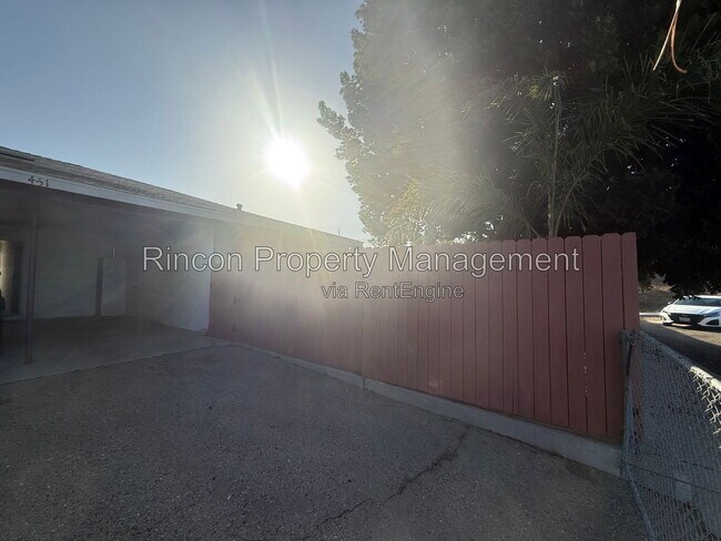 Photo - 451 S Olive St