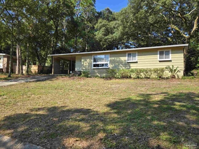 Building Photo - 5071 Springhill Dr Rental