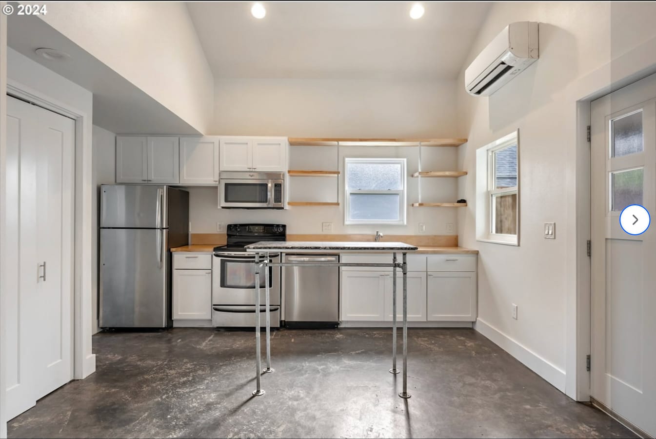 Photo - 6247 NE Sumner St Unit ADU