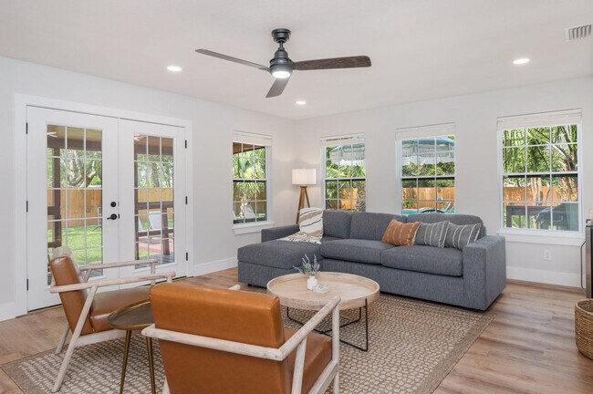 Photo - 111 Patton Dr NE Unidad SI ID1502072P