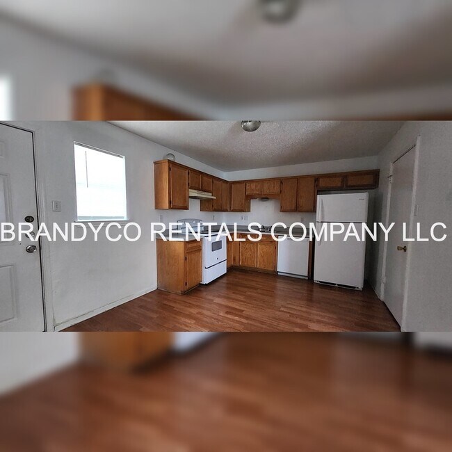 Photo - 901 Clairidge Ave