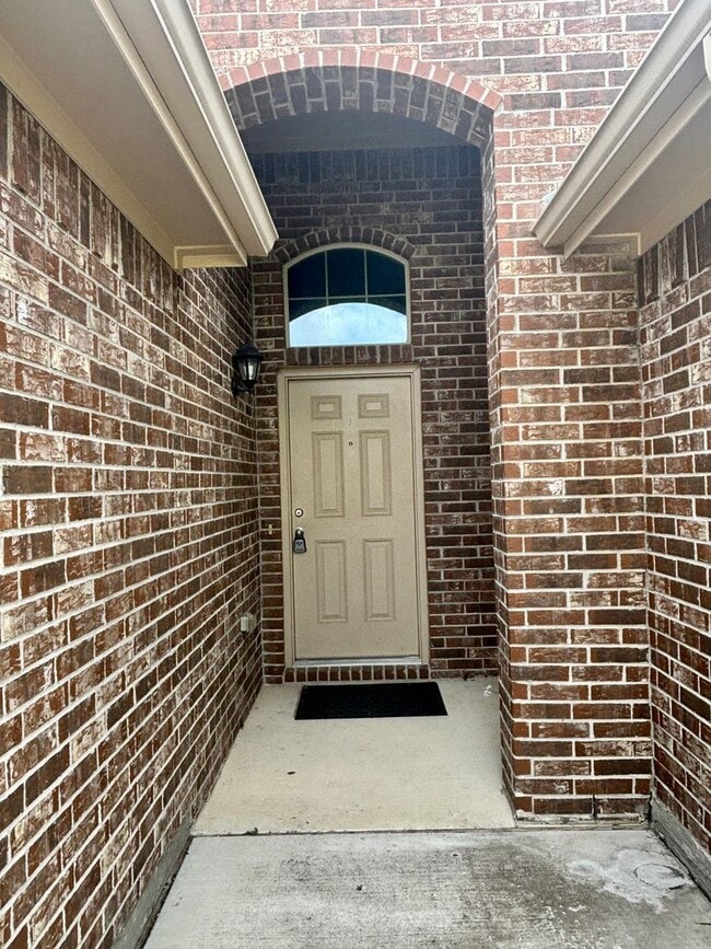 Photo - COMING SOON! Greenbelt Views & Giant Yard — Freshly Painted 4BR in Golden Pond