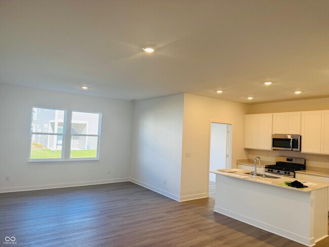 Photo - 15190 Swallow Fls Wy