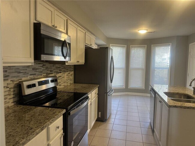 Photo - 505 Oxford Crest Ct NW