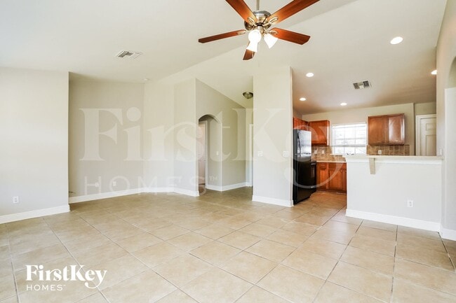 Photo - 6136 Hellman Ave