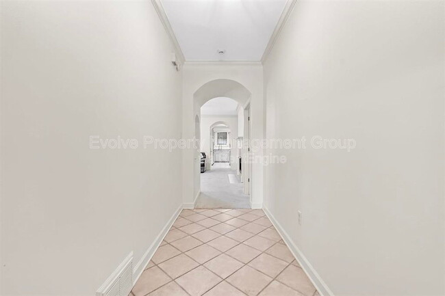 Photo - 7520 Crystal Lake Dr