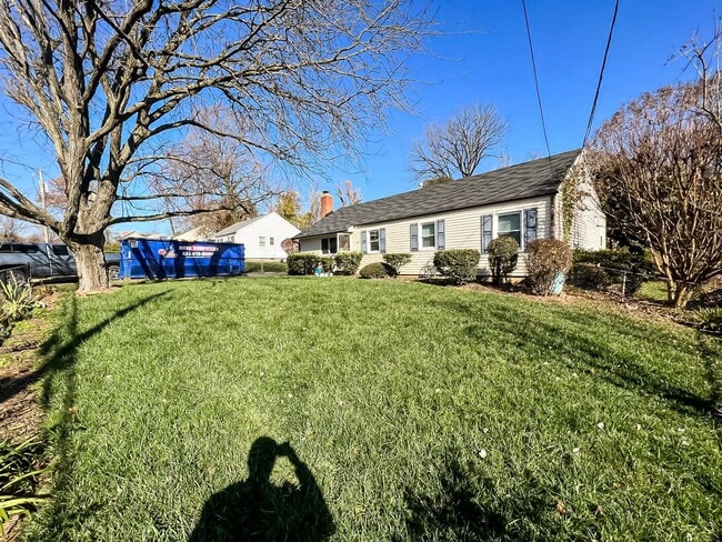 Photo - Cheerful 3 Bedroom 2 Bathroom With Office ...