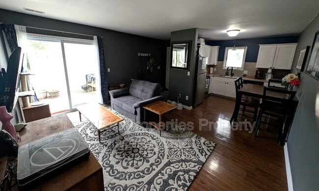 Photo - 3024 Havrone Way