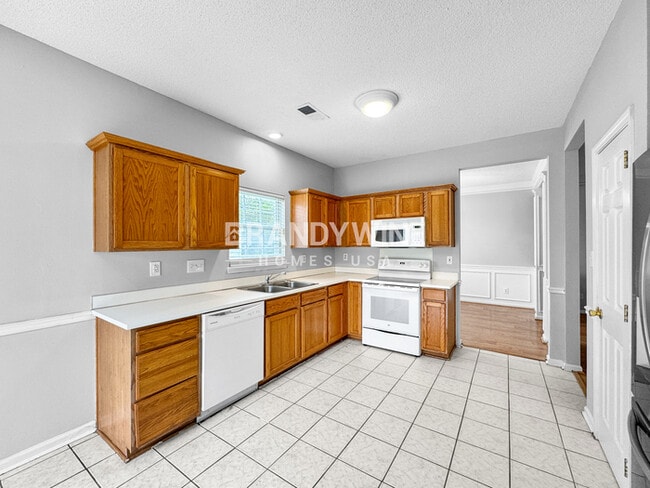 Photo - 4154 Whitney Pl NW