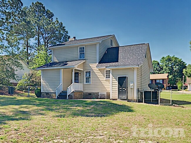 Photo - 305 Concourse Dr