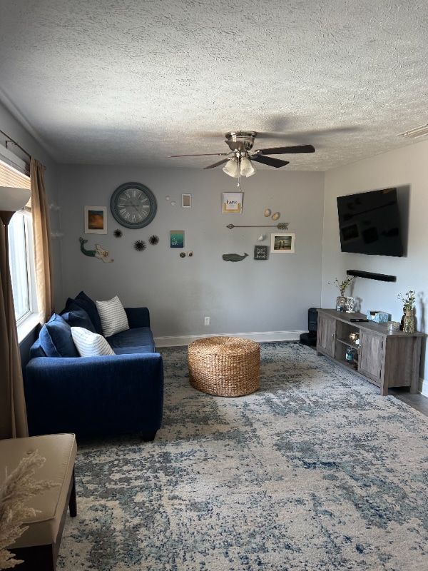 Photo - 1402 Clay Ave