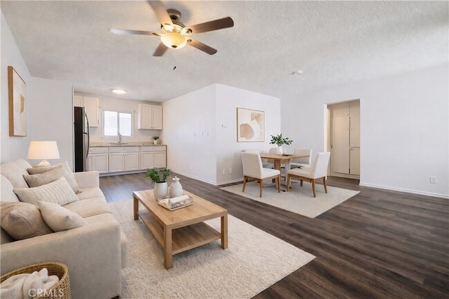 Photo - 685 E Vista Chino Unit 6