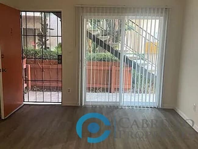 Photo - 4044 Wabash Ave Unit #2