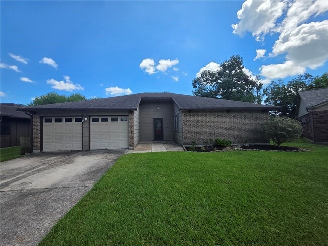 Building Photo - 2777 Forest Point Dr