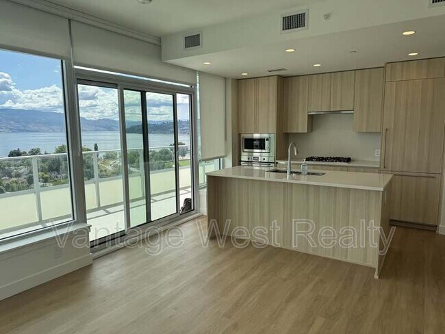 Building Photo - 238 Leon Ave