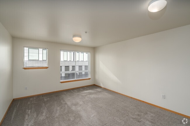 1BR, 1BA - 546SF - Living Room