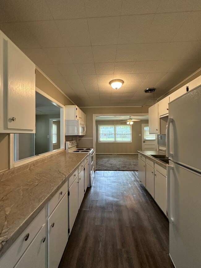 Photo - Live Your Best Life, Inside AND Outside | 3BR House in University Heights!