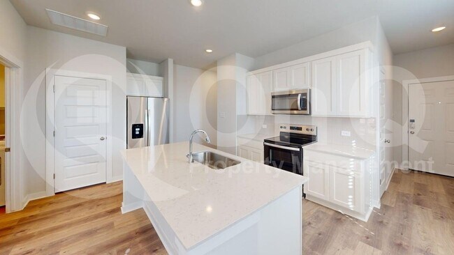 Photo - 201 Firefox Wy