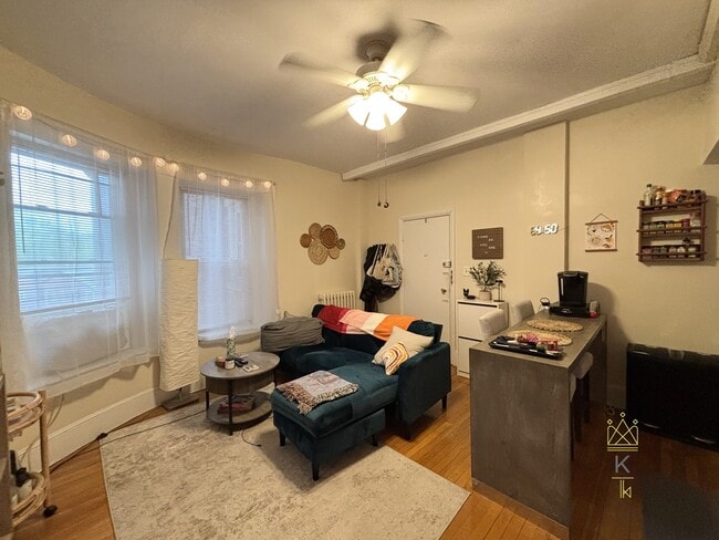 Photo - 1477 Beacon St Unit 2