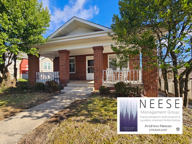 Building Photo - 719 Pearl St