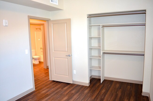 Photo - Carriage House (new)