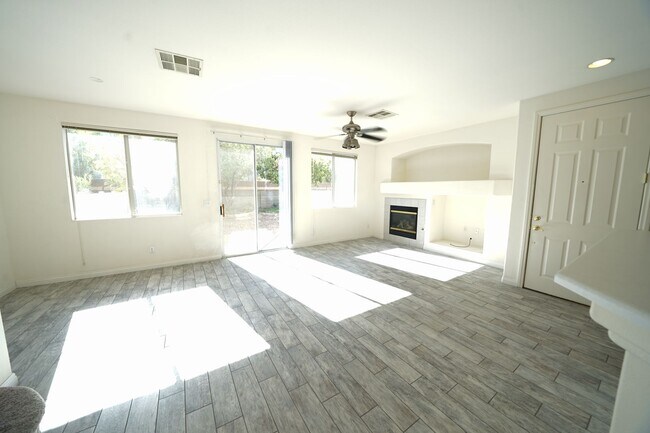 Photo - SHOWINGS AVAILABLE NOW Unit 102