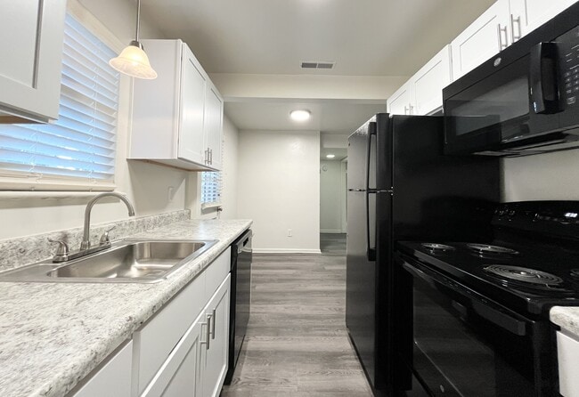 1BR, 1BA - Deluxe