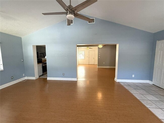 Photo - 421 5th Ave NE