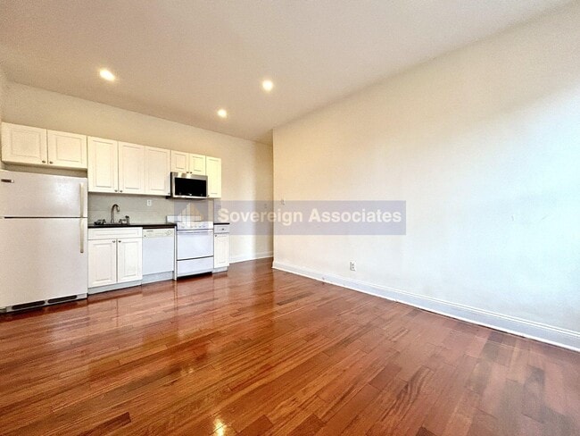 Photo - 935 St Nicholas Ave Unidad 6I