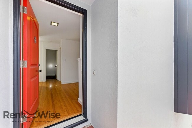 Photo - 61 Marview Way