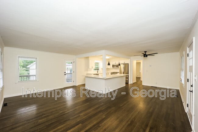 Photo - 3543 Bouldercrest Rd