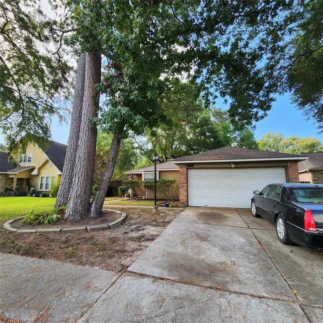 Photo - 6938 Foxbrook Dr