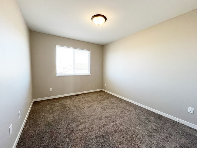 Photo - Timberwolf Townhomes