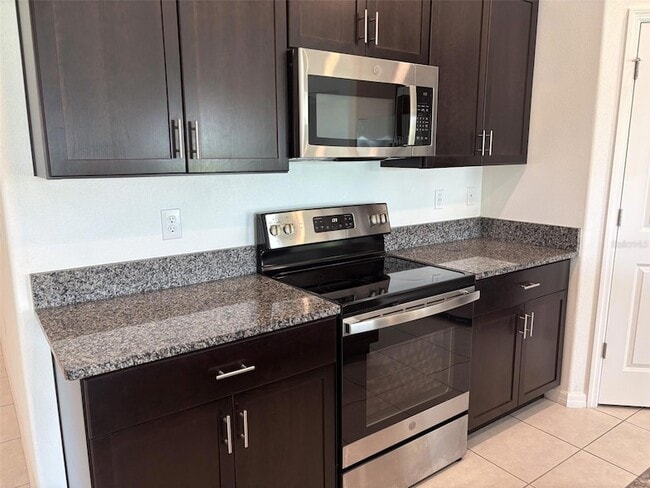 5487 Blue Azure Dr