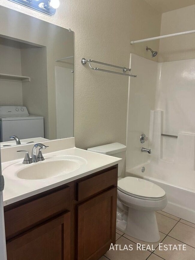 Photo - 465 W Ivyglen St Unit 205