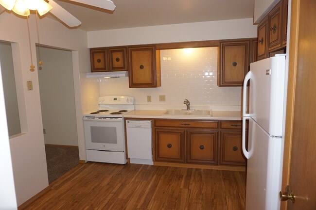 Photo - Hartwell Place Apartments